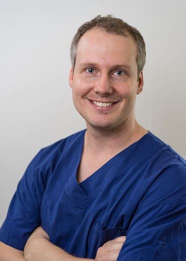 benjamin bradley orthopaedic surgeon